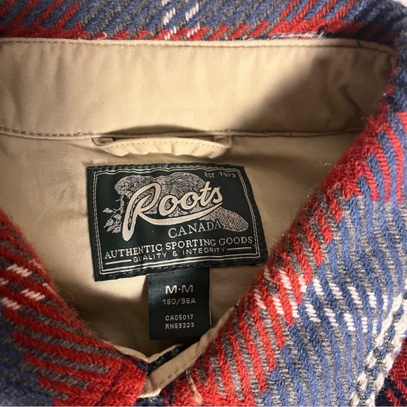 Roots Shacket - Picture 3 of 4